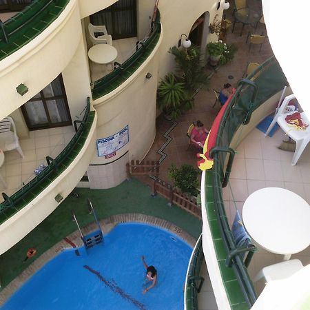 Apartamentos Mediterraneo Nerja Zewnętrze zdjęcie