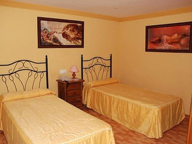 Apartamentos Mediterraneo Nerja Zewnętrze zdjęcie