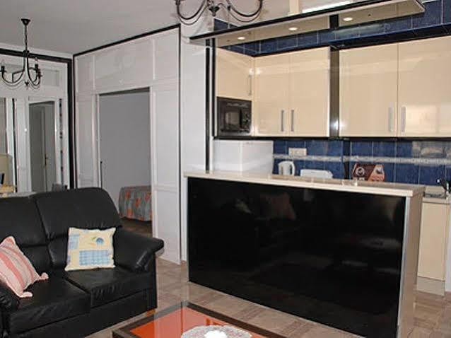 Apartamentos Mediterraneo Nerja Zewnętrze zdjęcie