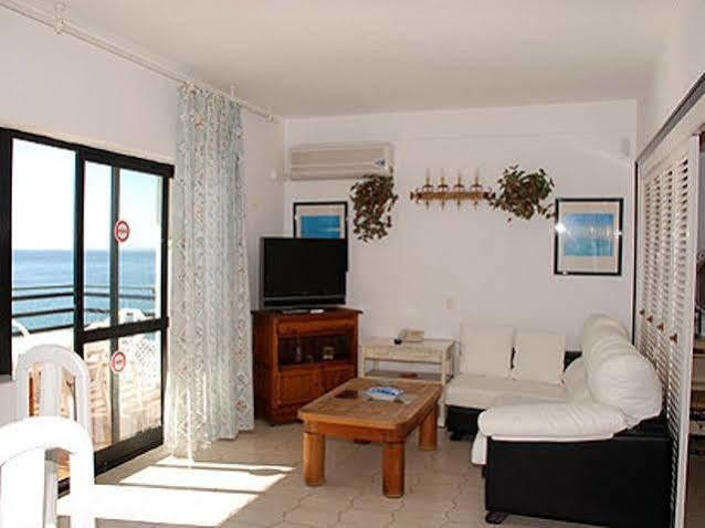 Apartamentos Mediterraneo Nerja Zewnętrze zdjęcie