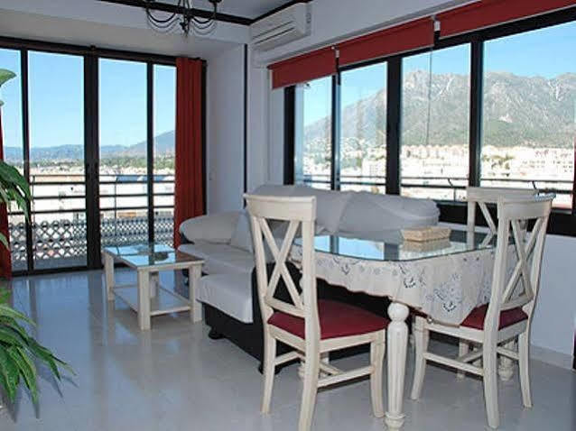 Apartamentos Mediterraneo Nerja Zewnętrze zdjęcie