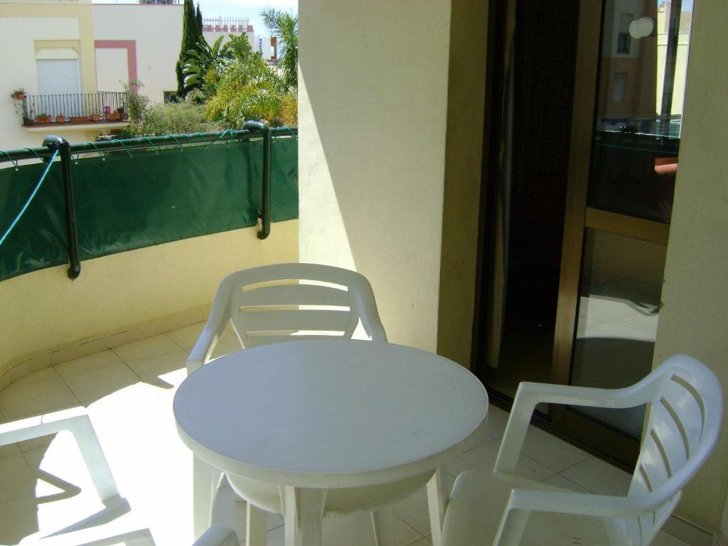 Apartamentos Mediterraneo Nerja Zewnętrze zdjęcie